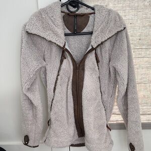 Kuhl stone colored mid weight Italian fleece jacket from flight collection
